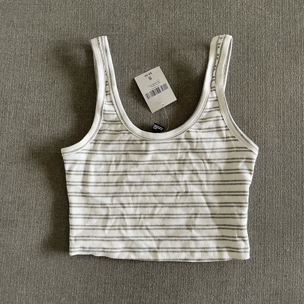 NWT Forever 21 Knit Crop Top